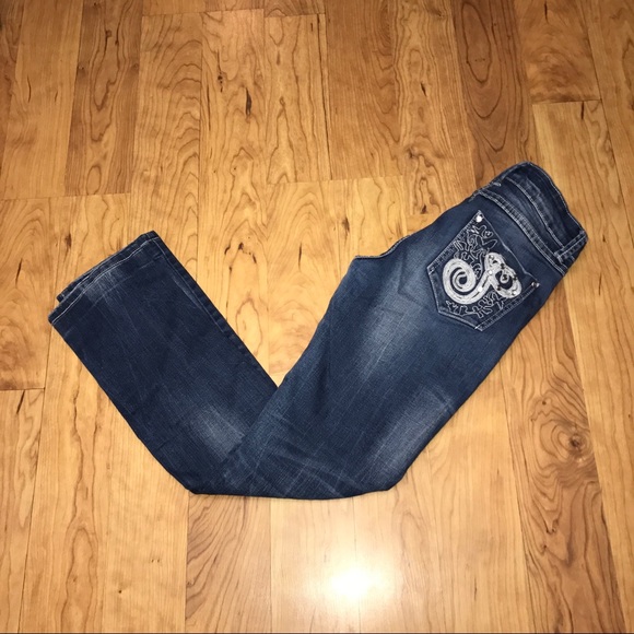 Liuces Dark Straight Leg Distressed Jeans 7 - Picture 3 of 8